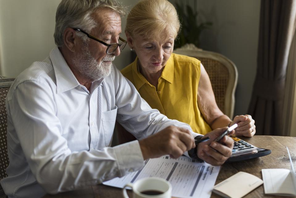 Health Insurance for Early Retirees in 2025: Affordable Options, Costs, and Coverage Guide Before Medicare